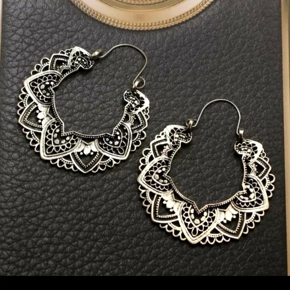 Boho Silver Earrings - Picture 2 of 4